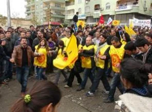 Hastanelerde sadece acil servisler çalışacak