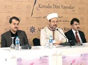 İslam'da feminizm de cins ayrımı da yok