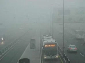 İstanbul'u sis bastı