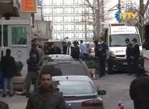 Libya'nın İstanbul Başkonsolosluğu işgal edildi
