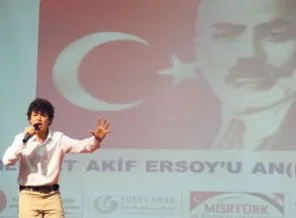Mısır da Akif'i unutmadı