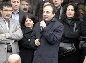 Osman Baydemir'den Vali Turhan'a tepki