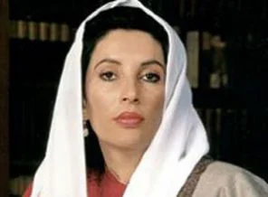 Pakistan Butto'yu anıyor