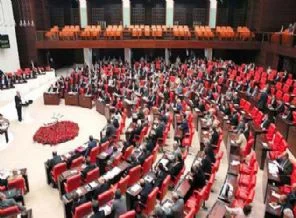 Şike yasası aynen kabul edildi