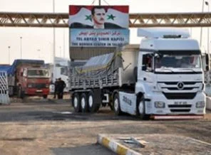 Sınırda mahsur kalan araçlar Türkiye ye dönüyor