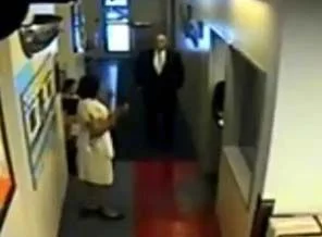 Strauss-Kahn'ın otel görüntüleri ortaya çıktı (video)