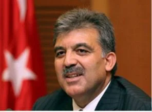 YÖK'ün listesini bir eksikle onayladı