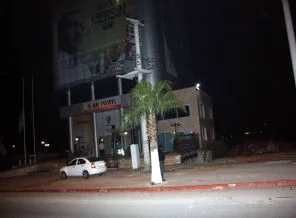 AK Parti il binasında patlama