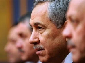 Arınç'tan Hamas yalanlaması