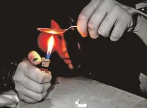 Eski Uyuşturucu bağımlısı umreye gönderiliyor