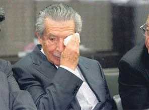 Guatemala, kendi darbecisini yargılıyor