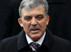 Gül'den '7 yıl' eleştirilerine yanıt!