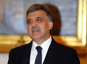 Gül: Gerçek bir kahramanı yitirdik