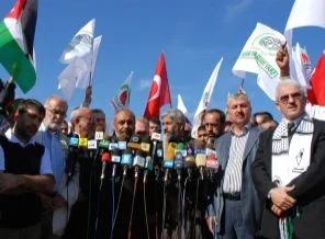 İsmail Haniye İHH'yi ziyaret ediyor