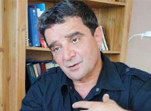 Mümtazer Türköne AKDT'den istifa etti