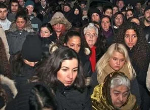 Öldürülen Türk genci herkesi bir araya getirdi