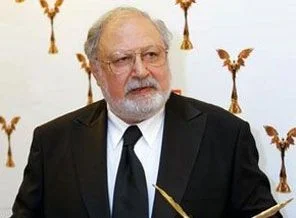 Oscarlı yönetmen Fransız madalyasını iade etti!