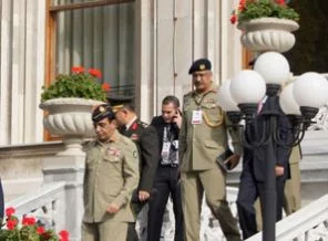 Pakistan ve ABD arasındaki gerilim azalıyor mu?