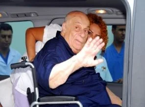 Rauf Denktaş için kritik saatler