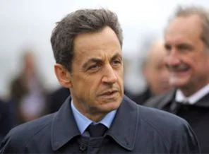 Sarkozy'den Esad'a çağrı