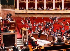Sarkozy'e soğuk duş!