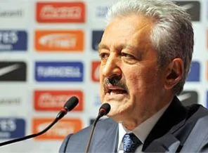 TFF Başkanı Aydınlar 'devam' dedi