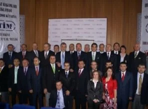 TİM, 50 bin ihracatçıya yeni anayasayı soracak