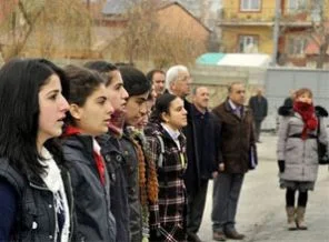 Van ve Erciş'te ders zili çaldı