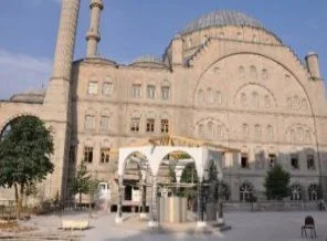 Yunanistan'ın cami inadı