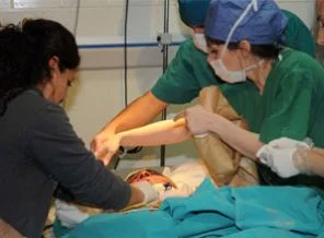 Yüz nakli olan hasta uyandırıldı