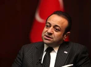'Arkamda kapı gibi Başbakan var'