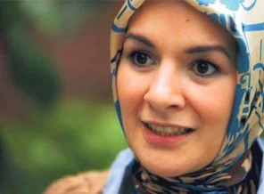 Belçika'da başörtülü Türk vekile ırkçı saldırı