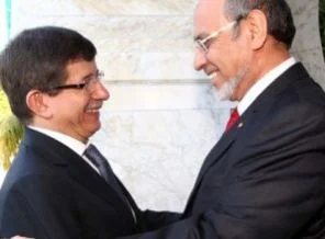 Davutoğlu Tunus'ta