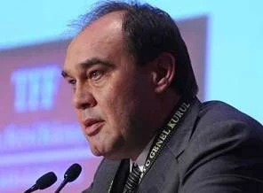 Demirören, adaylığını yönetime açıkladı