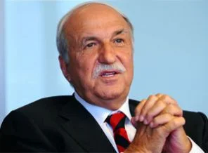 Garsonluktan Türkiye'nin en zengin iş adamlığına...