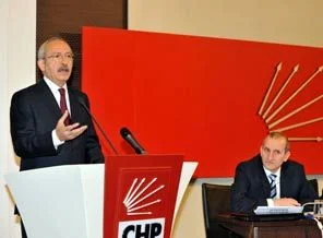 'Gençleri ve kadınları kazanmalıyız'