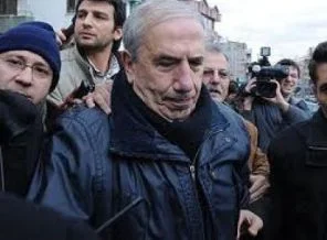 Gürüz'e o pankart soruldu