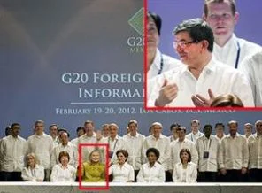 Herkes giydi, Clinton giymedi