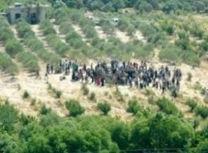 Humuslular çevre köylere kaçıyor
