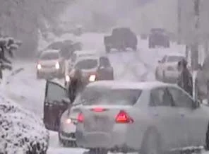 İstanbul'da sürücülere kar engeli