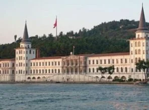 Kışlalar kent dışına taşınacak