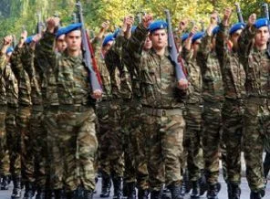 Komşu askeri birliklerini kapatıyor