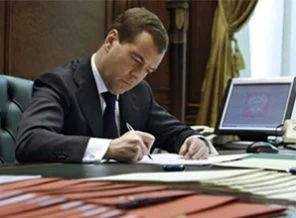 Medvedev, muhaliflerle görüşecek