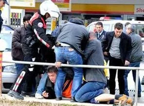 Müdür ikna ederken öldürüldü