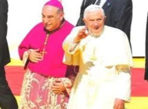 'Papa öldürülecek' polemiği devam ediyor