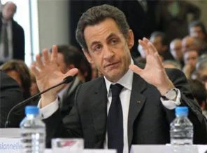 Sarkozy meydanlara iniyor