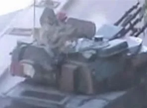 Suriye'de tankın rastgele ateş açması kamerada