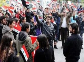 Suriye'deki katliamı protesto için dünya sokaklarda