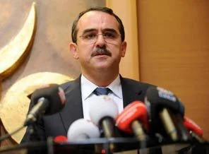 'Tutuklu gazeteciler diye bir ayrım yok'