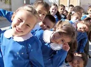 Ülke gerçeğine uygun, ideolojik değil ;pedagojik eğitim